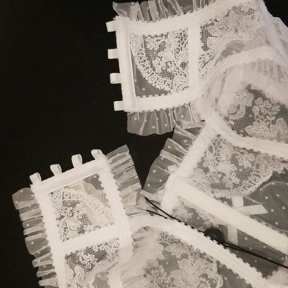 💕FOR LOVE & LEMONS💕 Love Story Garter Belt ~ White Lace *FLAWED No String Tie* - Picture 12 of 15